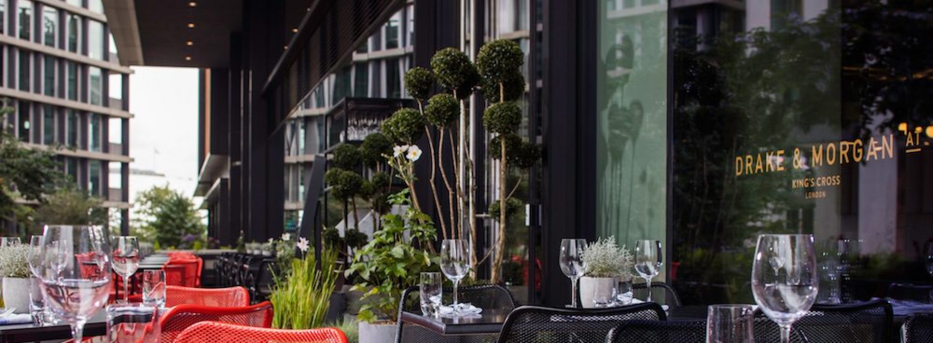 Cocktail bar restaurant london king s cross drake morgan