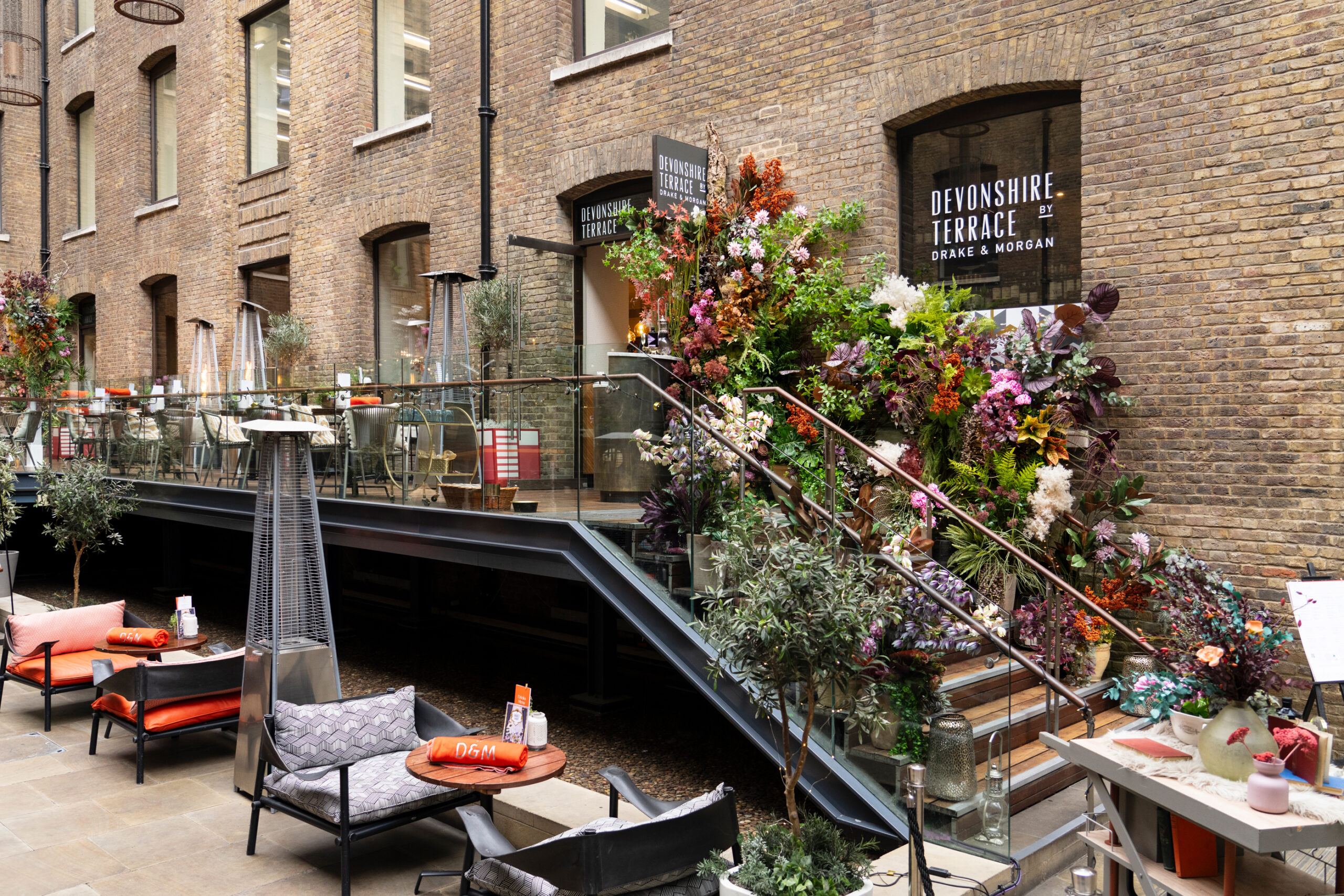 https://www.drakeandmorgan.co.uk/devonshire-terrace/wp-content/uploads/2024/09/DM-Devonshire-004-scaled.jpg