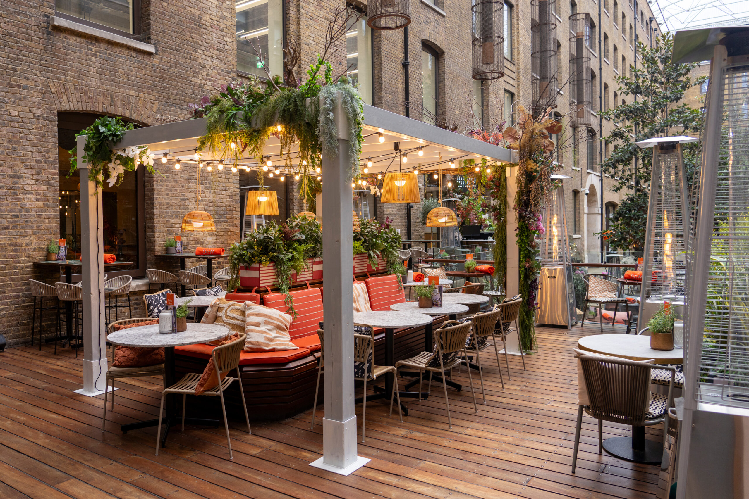 https://www.drakeandmorgan.co.uk/devonshire-terrace/wp-content/uploads/2024/09/DM-Devonshire-007-scaled.jpg