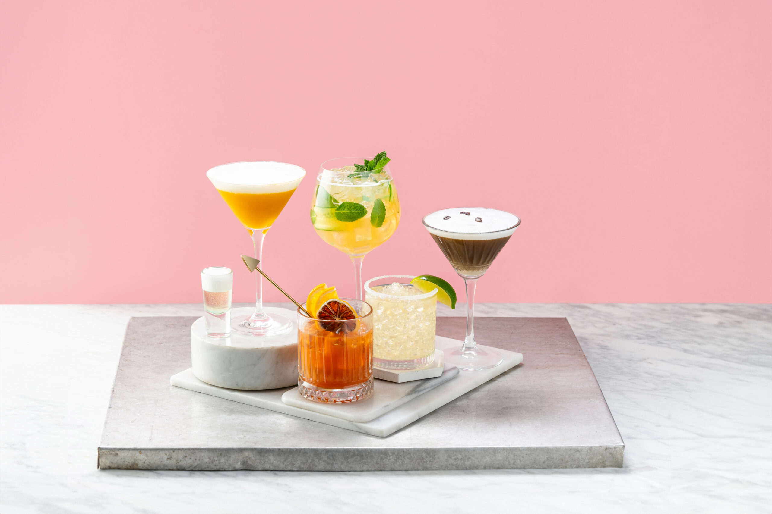 https://www.drakeandmorgan.co.uk/kings-cross/wp-content/uploads/2020/07/Cocktail-Grp-002-scaled.jpg