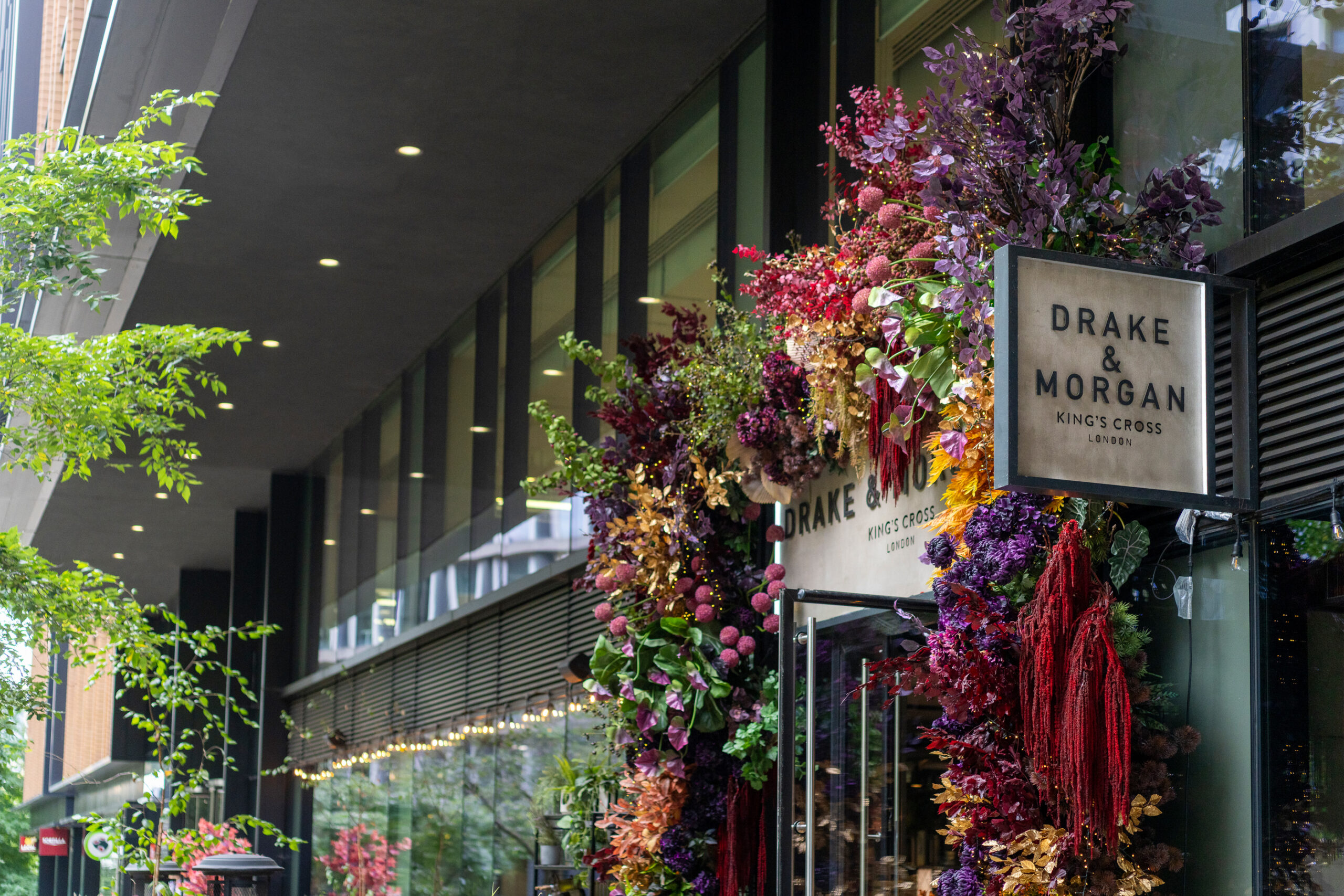 https://www.drakeandmorgan.co.uk/kings-cross/wp-content/uploads/2025/09/DM-Kingsx-09-25-11-scaled.jpg