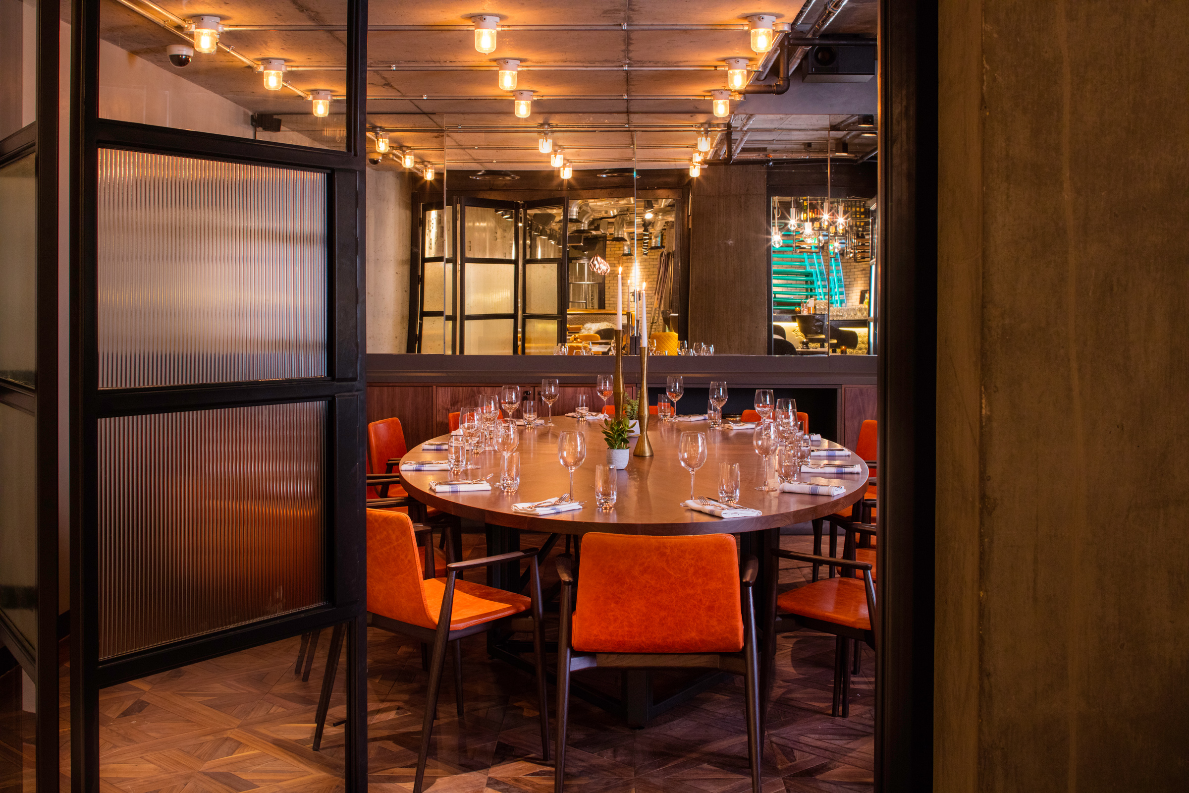 https://www.drakeandmorgan.co.uk/kings-cross/wp-content/uploads/sites/50/2020/09/DM-KX-private-dining-room.jpg