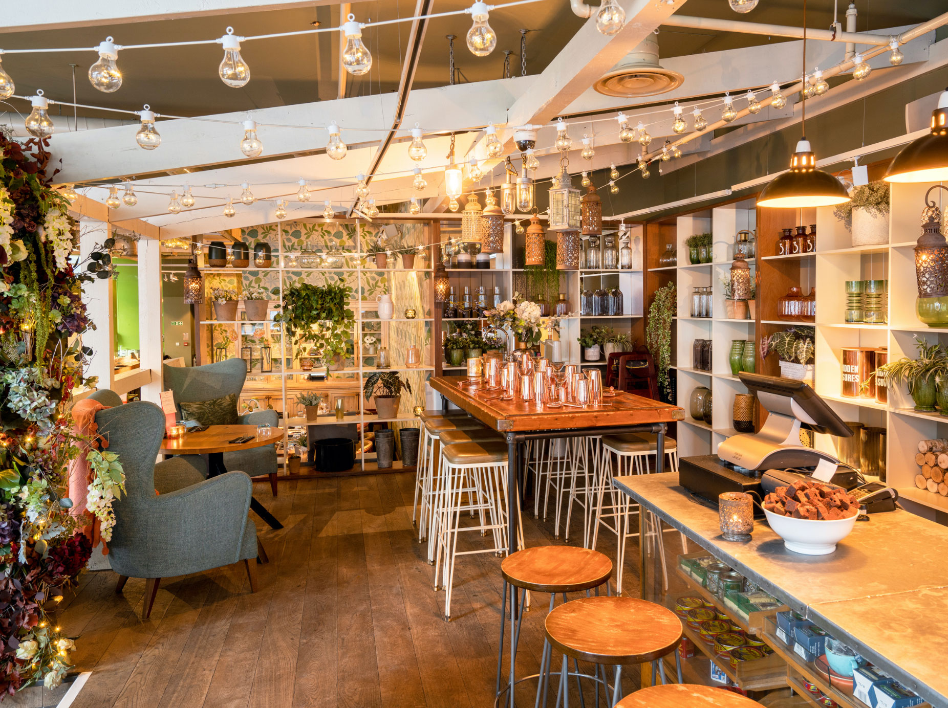 https://www.drakeandmorgan.co.uk/the-folly/wp-content/uploads/sites/47/2020/03/deli.jpg