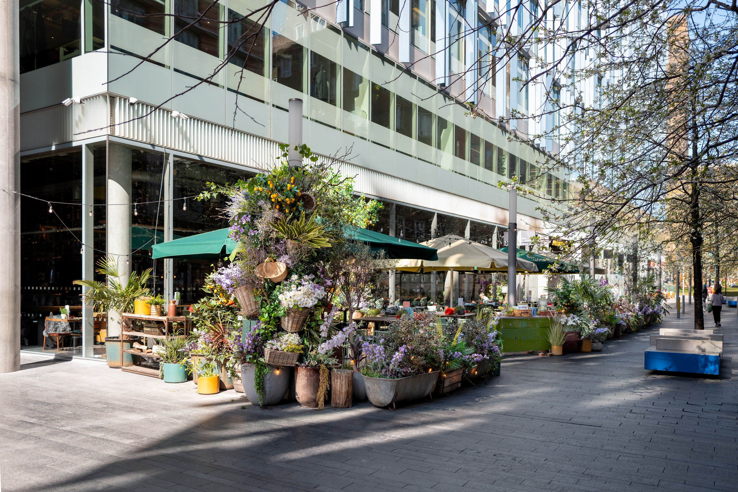 https://www.drakeandmorgan.co.uk/the-refinery-bankside/wp-content/uploads/2025/04/DM-Refinery-SS25-04.jpg