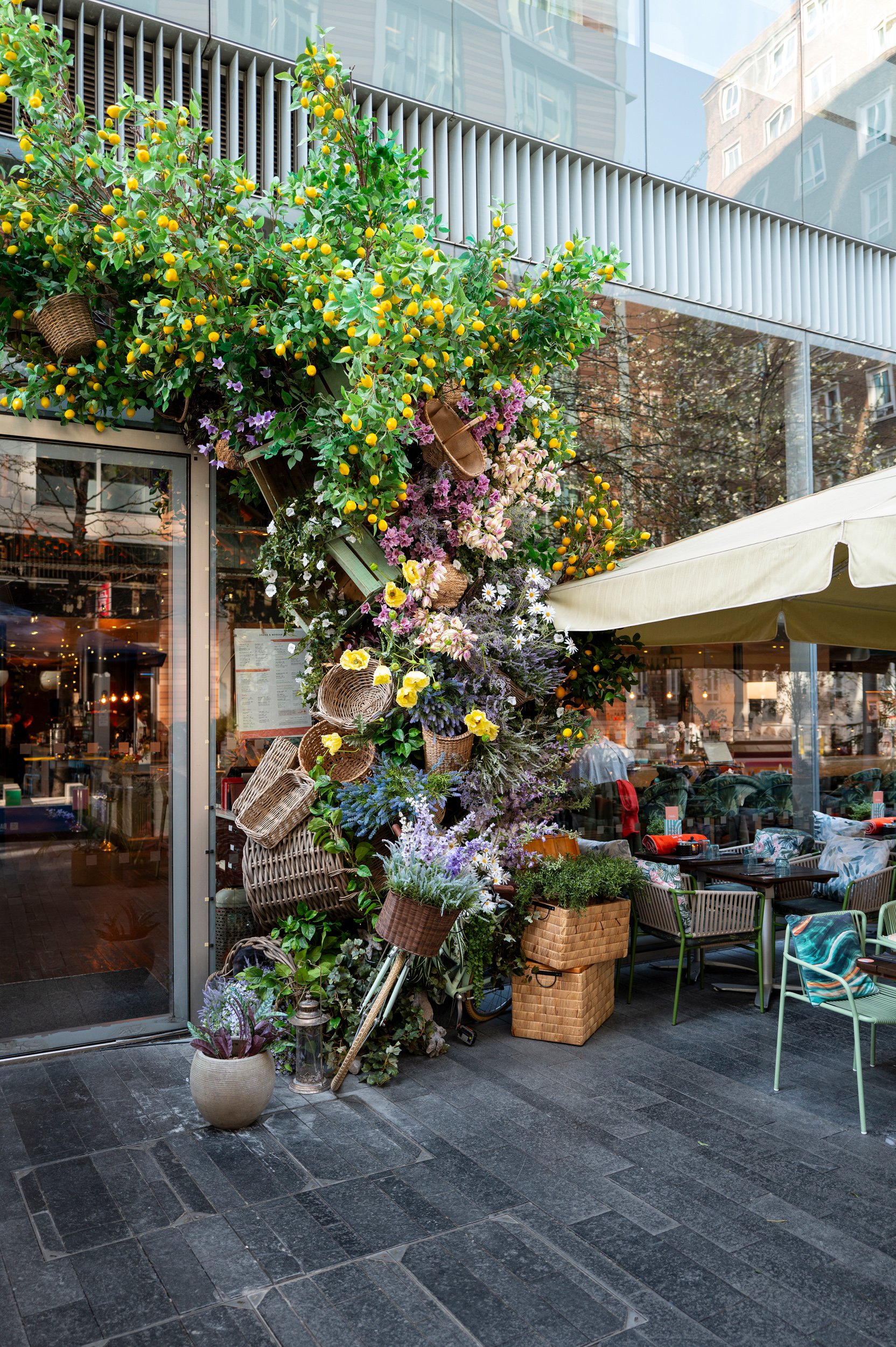 https://www.drakeandmorgan.co.uk/the-refinery-bankside/wp-content/uploads/sites/52/2025/04/DM-Refinery-SS25-06.jpg