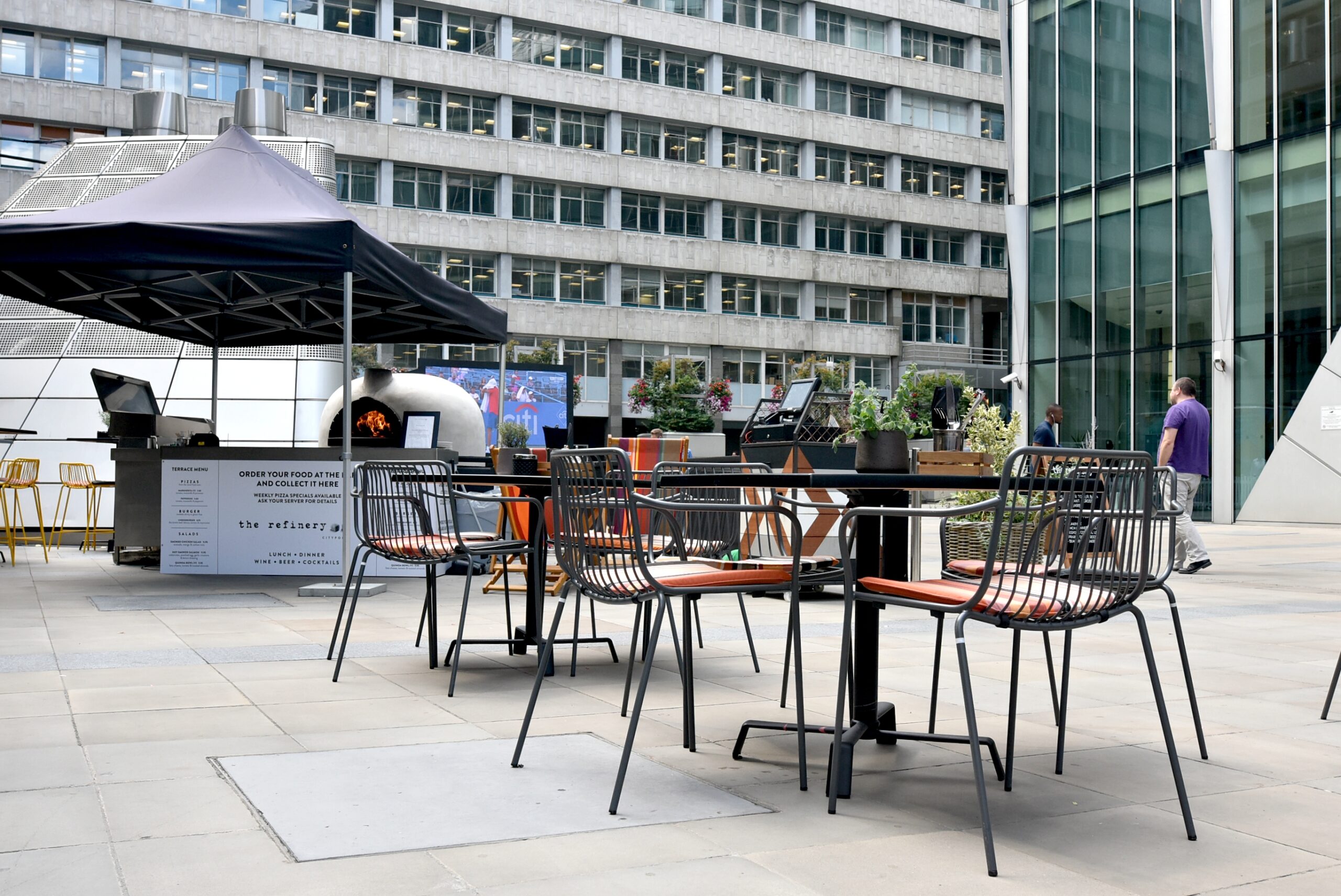 https://www.drakeandmorgan.co.uk/the-refinery-citypoint/wp-content/uploads/sites/66/2022/06/JGP_0576-scaled.jpg