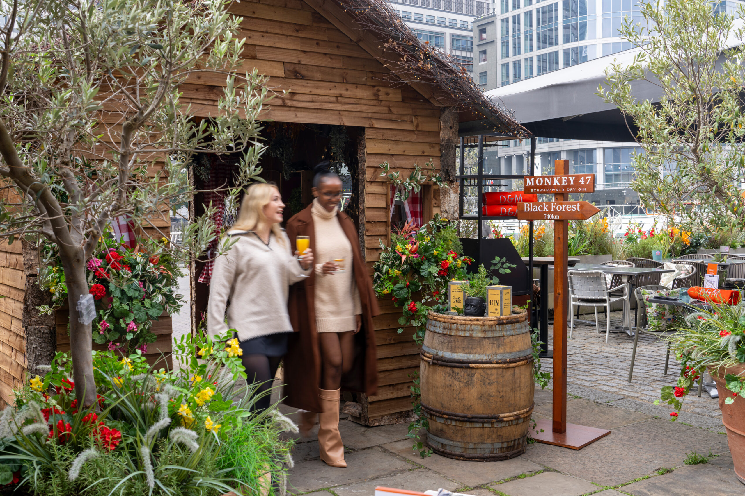 https://www.drakeandmorgan.co.uk/the-sipping-room/wp-content/uploads/2024/09/DM-Sipp-Autumn-24-093-scaled.jpg