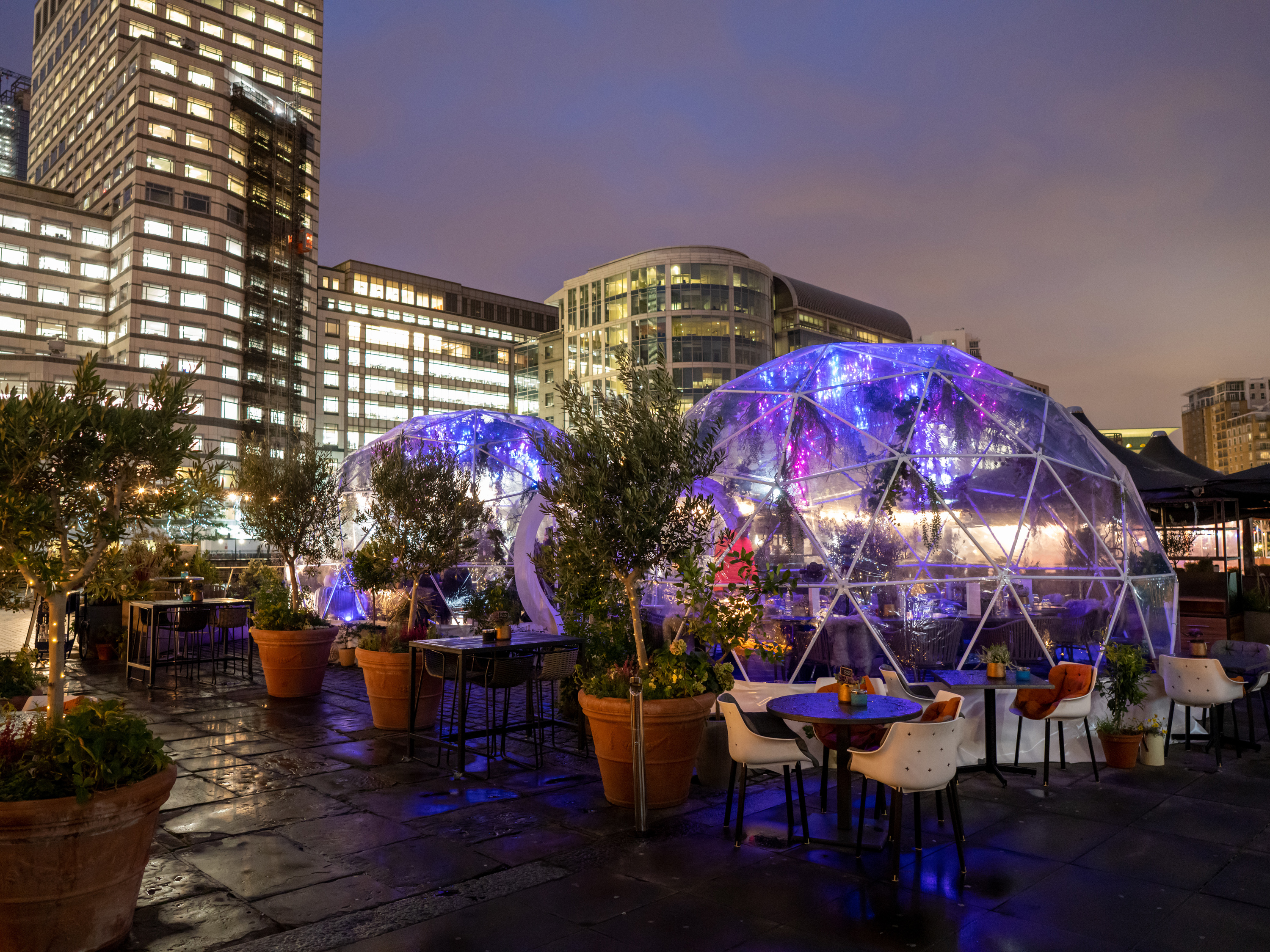 https://www.drakeandmorgan.co.uk/the-sipping-room/wp-content/uploads/sites/54/2020/09/DM-SR-Nov19-25.jpg