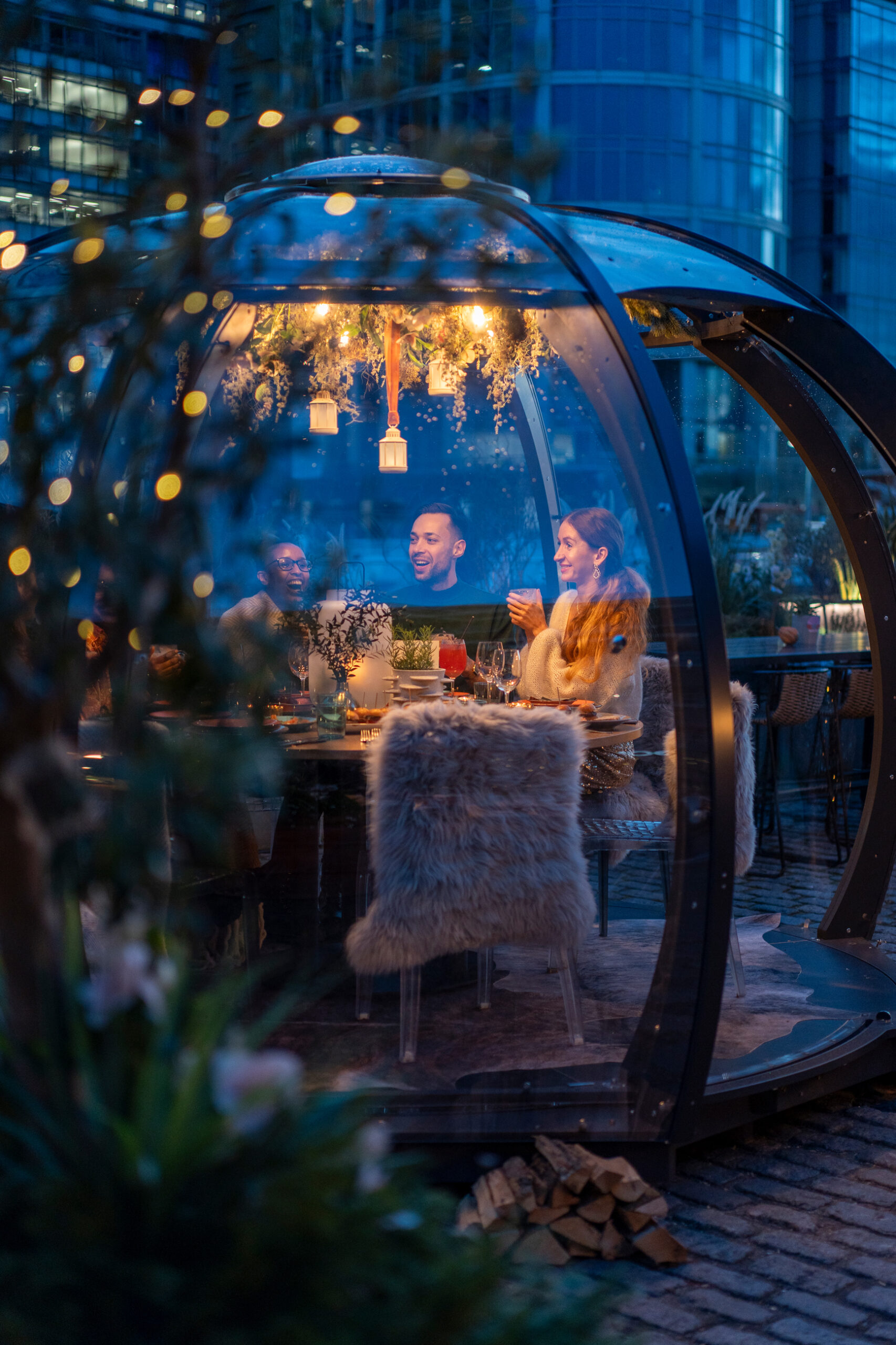 https://www.drakeandmorgan.co.uk/the-sipping-room/wp-content/uploads/sites/54/2024/09/DM-Sipping-Rm-igloo-011-scaled.jpg